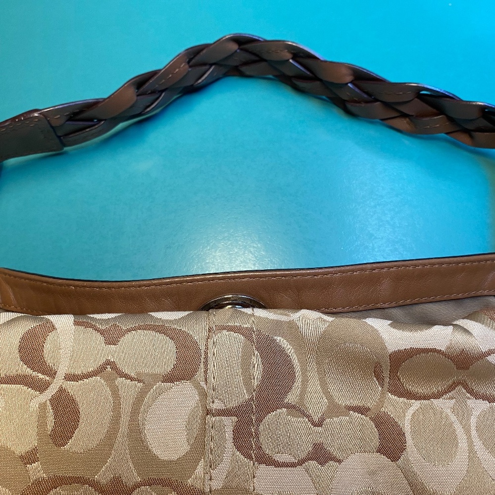 Coach Chelsea Hobo Signature Jacquard Shoulder Bag - Beige/Tan - Picture 4 of 5